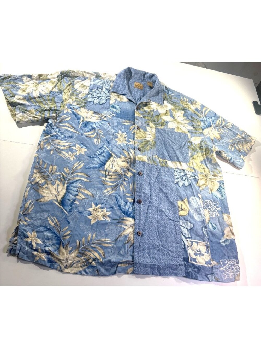 Jos A Bank Men’s Blue Hawaiian Floral Short Sleeve Shirt Button-Up Size XXL